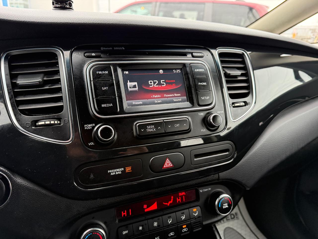 2014 Kia Rondo EX LUXURY Photo