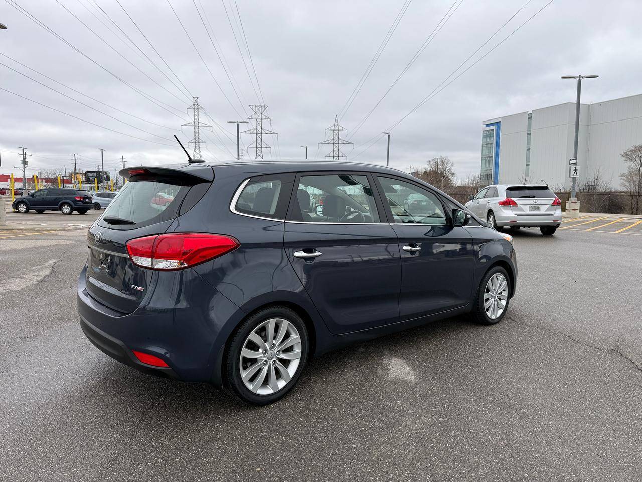 2014 Kia Rondo EX LUXURY Photo