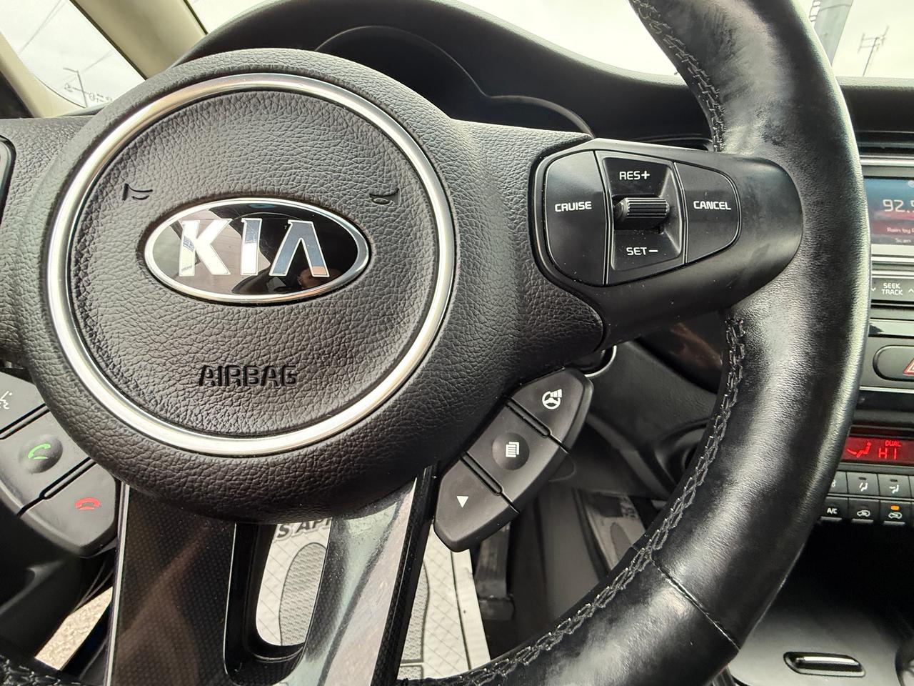 2014 Kia Rondo EX LUXURY Photo