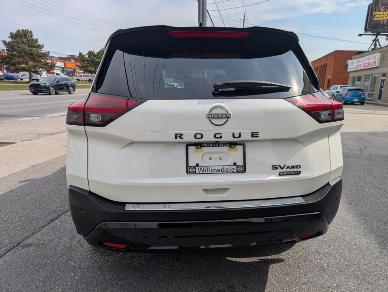 2023 Nissan Rogue SV AWD MIDNIGHT EDITION/ LEATHER/ PANO SUNROOF/ RE - Photo #6
