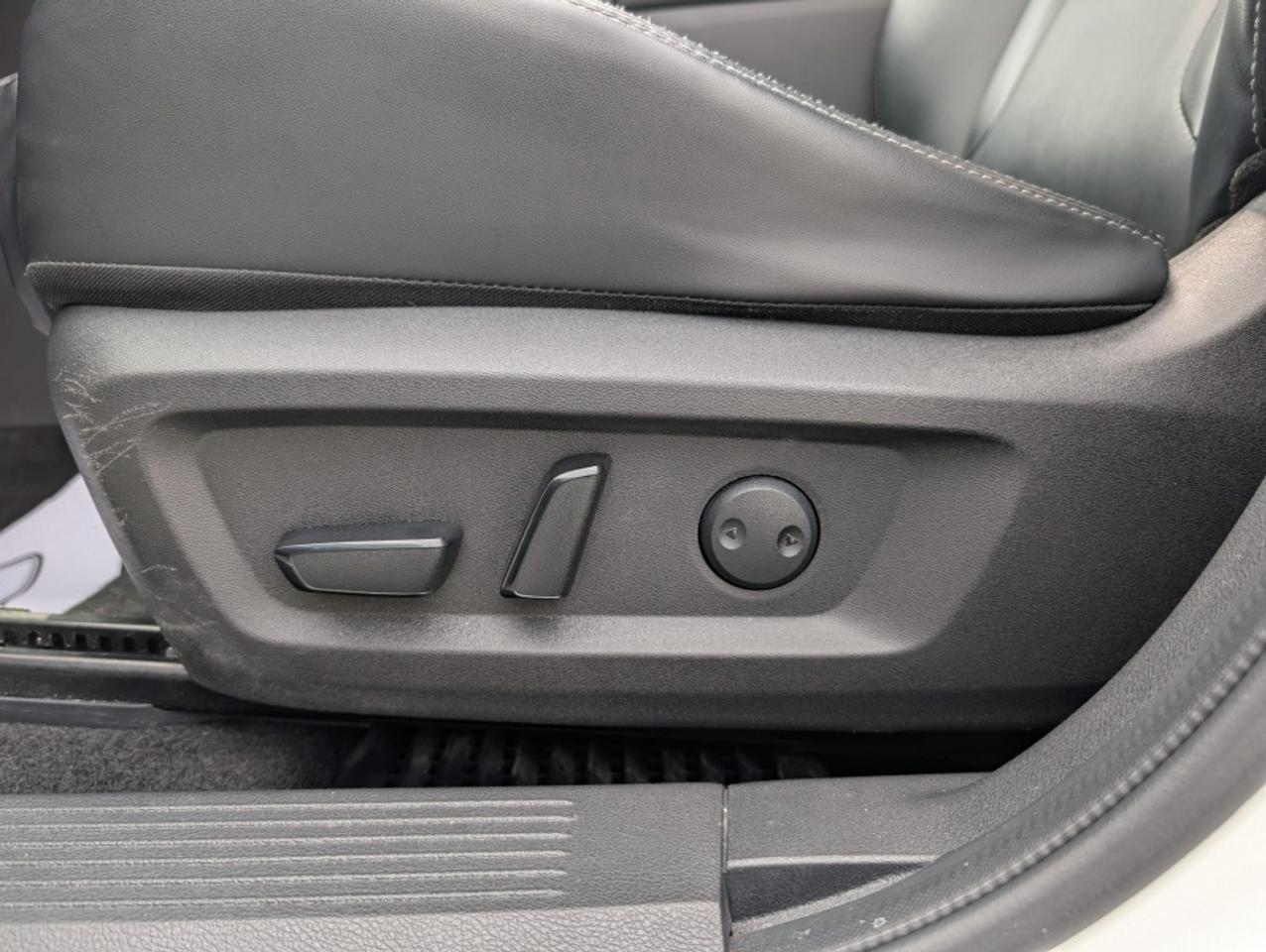 2023 Nissan Rogue SV AWD MIDNIGHT EDITION/ LEATHER/ PANO SUNROOF/ RE - Photo #24