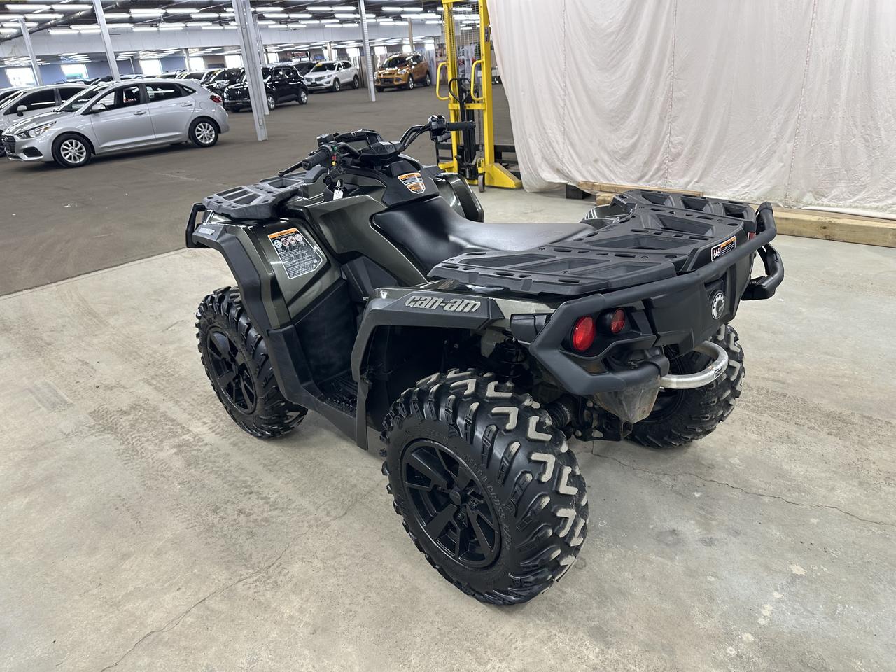 2022 Can-Am Outlander 1000R XT  Photo16