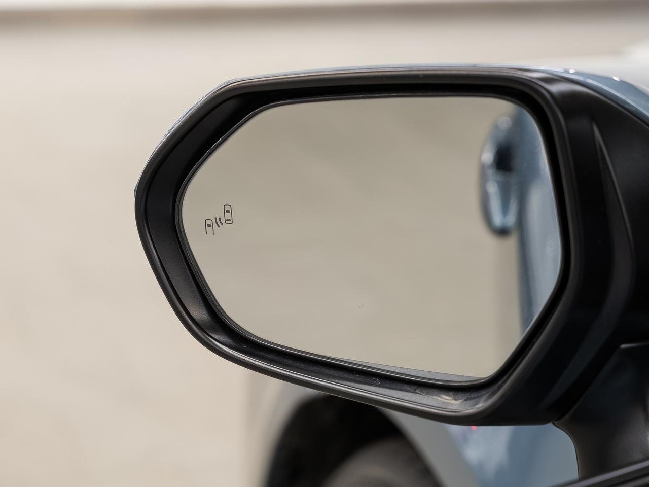 2020 Toyota Corolla XSE | Sunroof | Heated Seats | BSM | CarPlay Photo
