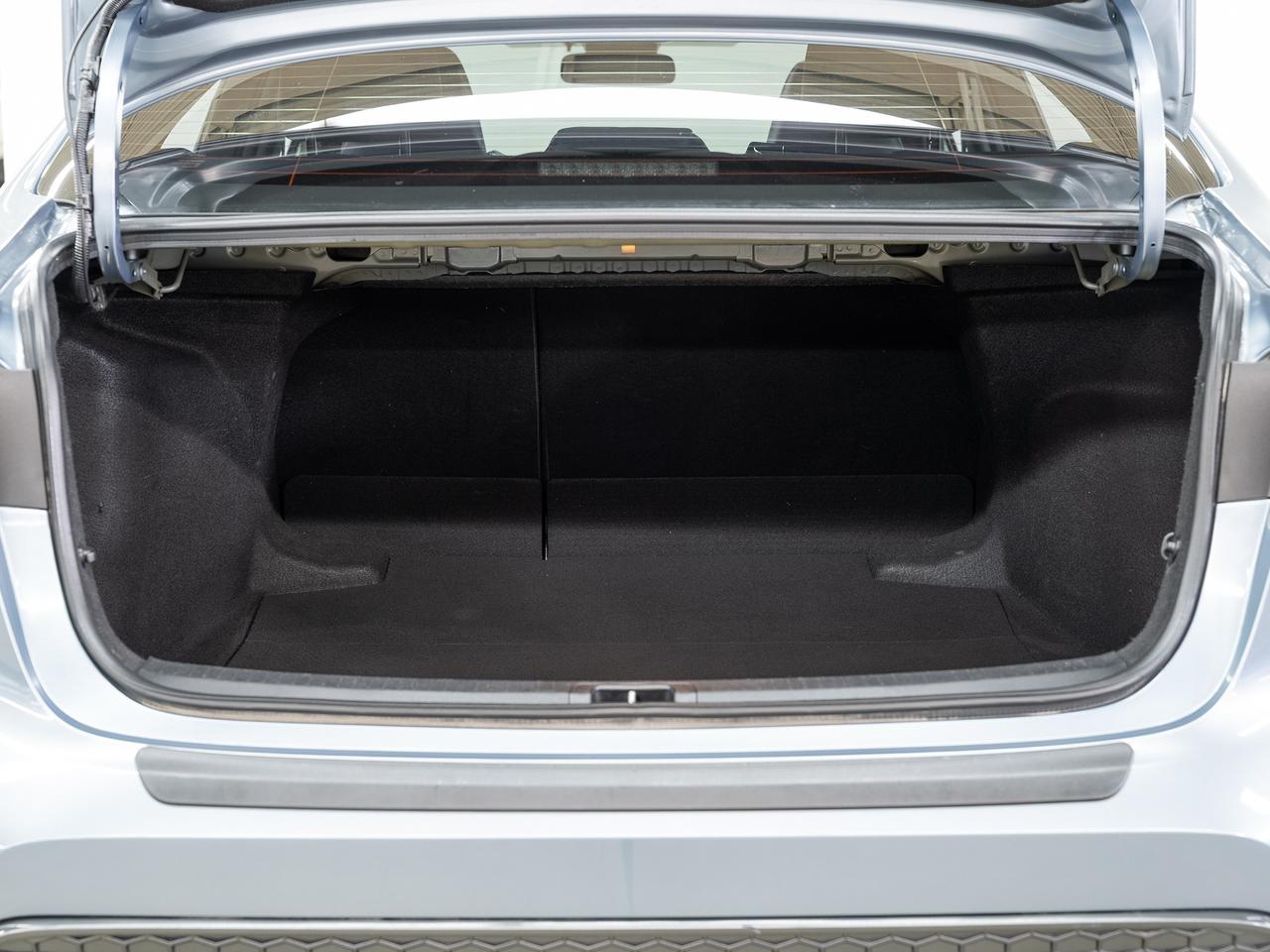 2020 Toyota Corolla XSE | Sunroof | Heated Seats | BSM | CarPlay
