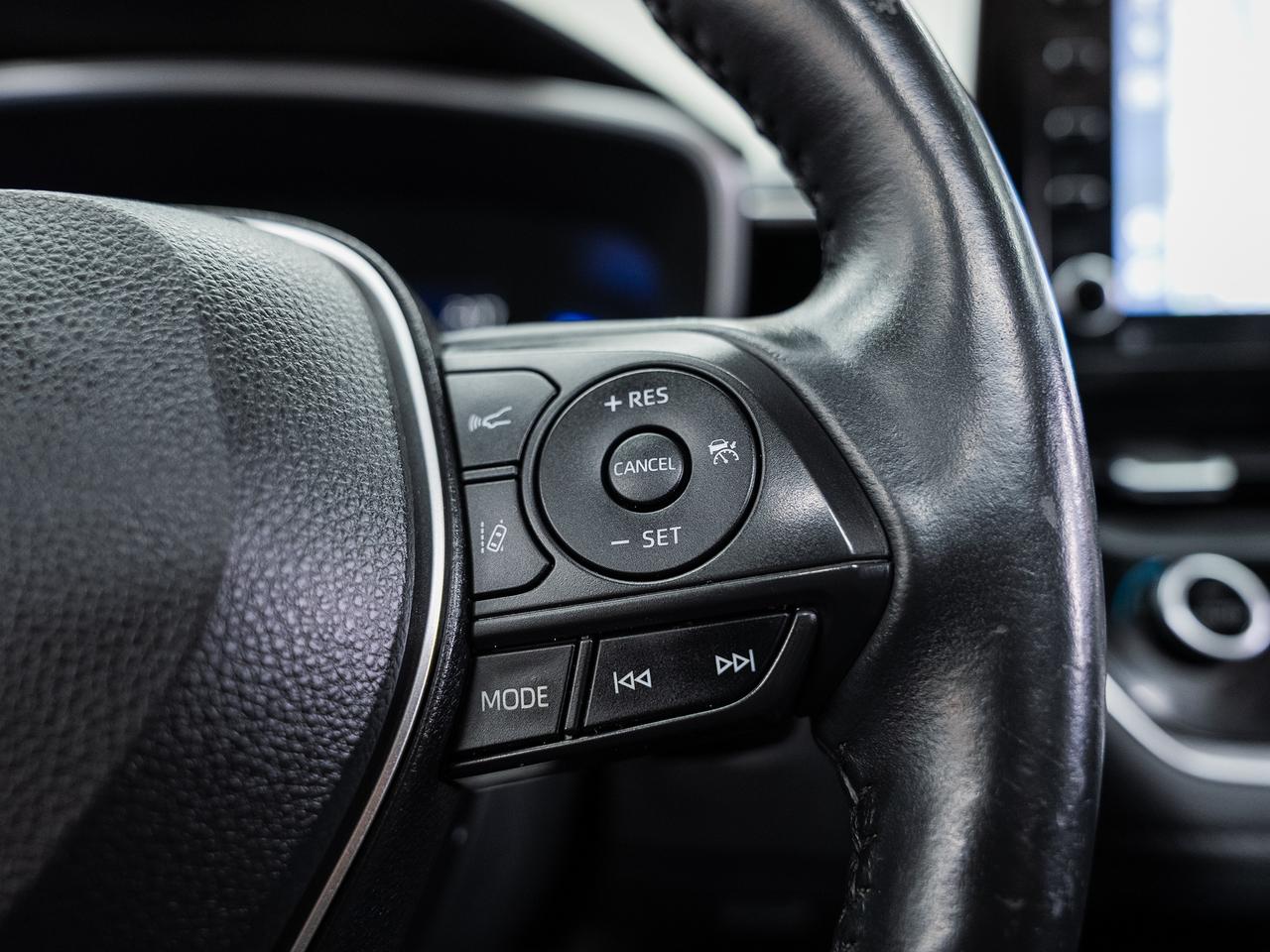 2020 Toyota Corolla XSE | Sunroof | Heated Seats | BSM | CarPlay Photo
