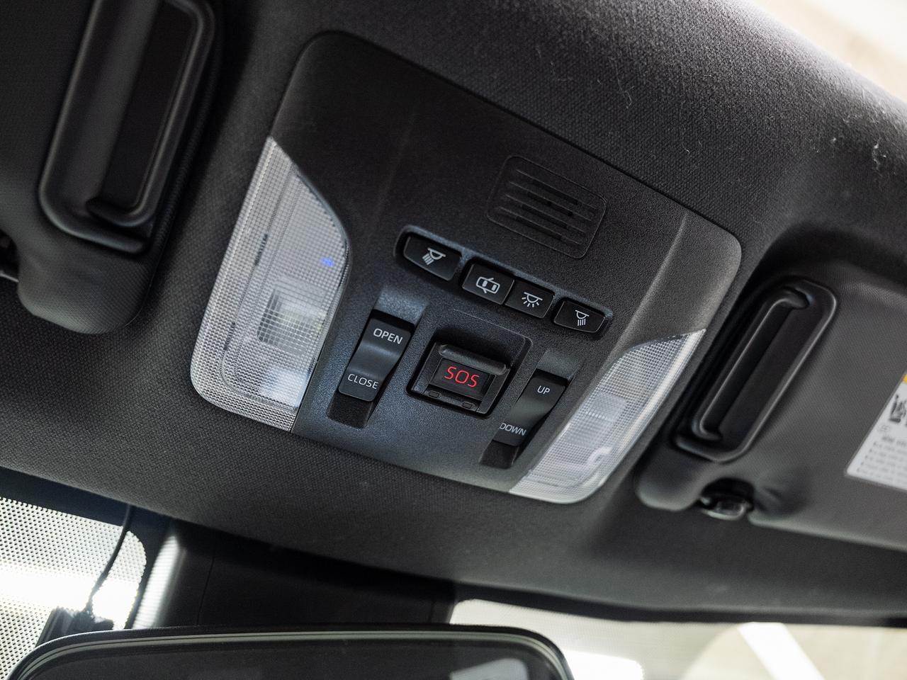 2020 Toyota Corolla XSE | Sunroof | Heated Seats | BSM | CarPlay Photo