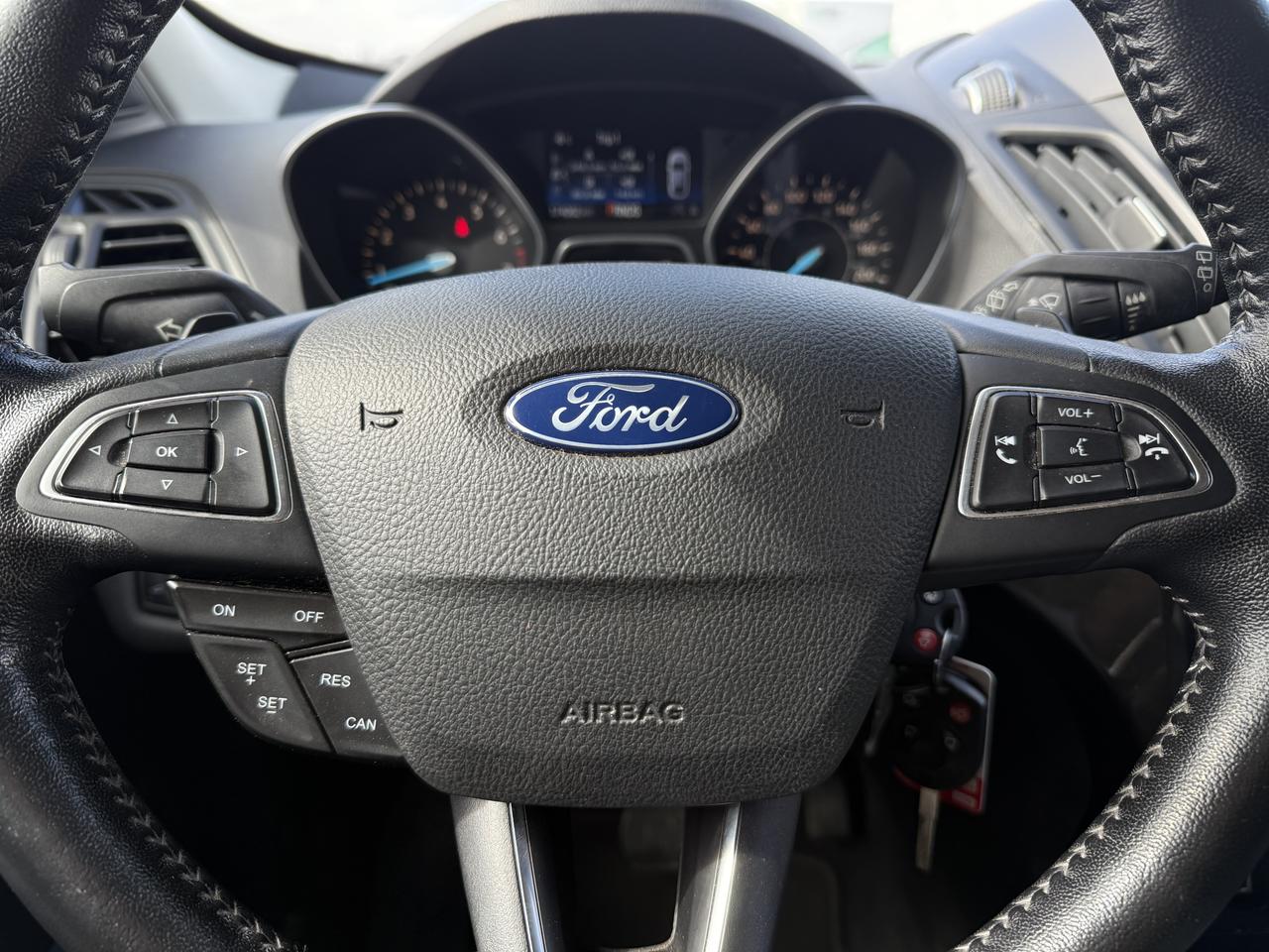 2017 Ford Escape SE | AWD | Backup Camera | Heated Seats Photo