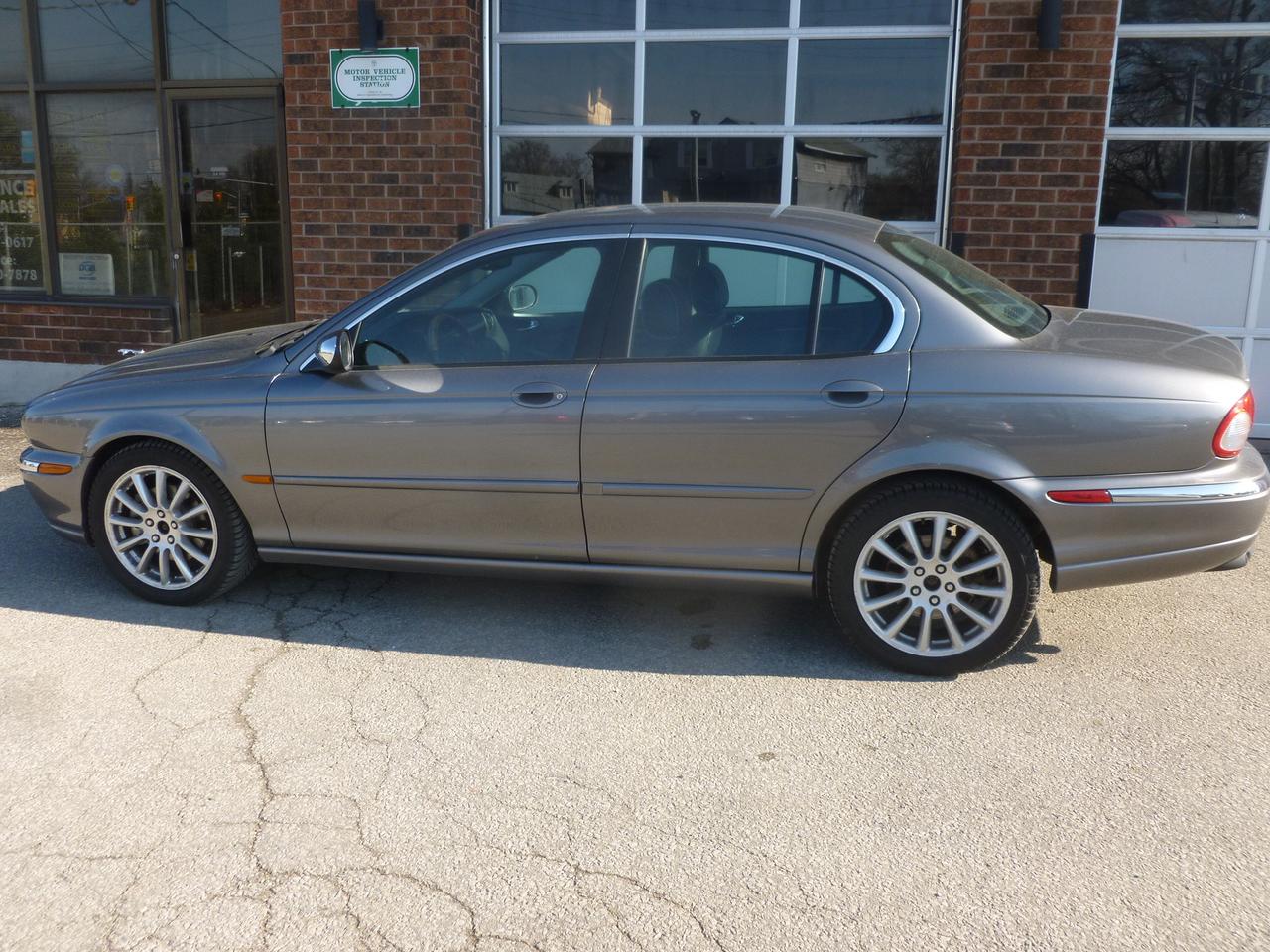 2007 Jaguar X-Type AWD Photo2