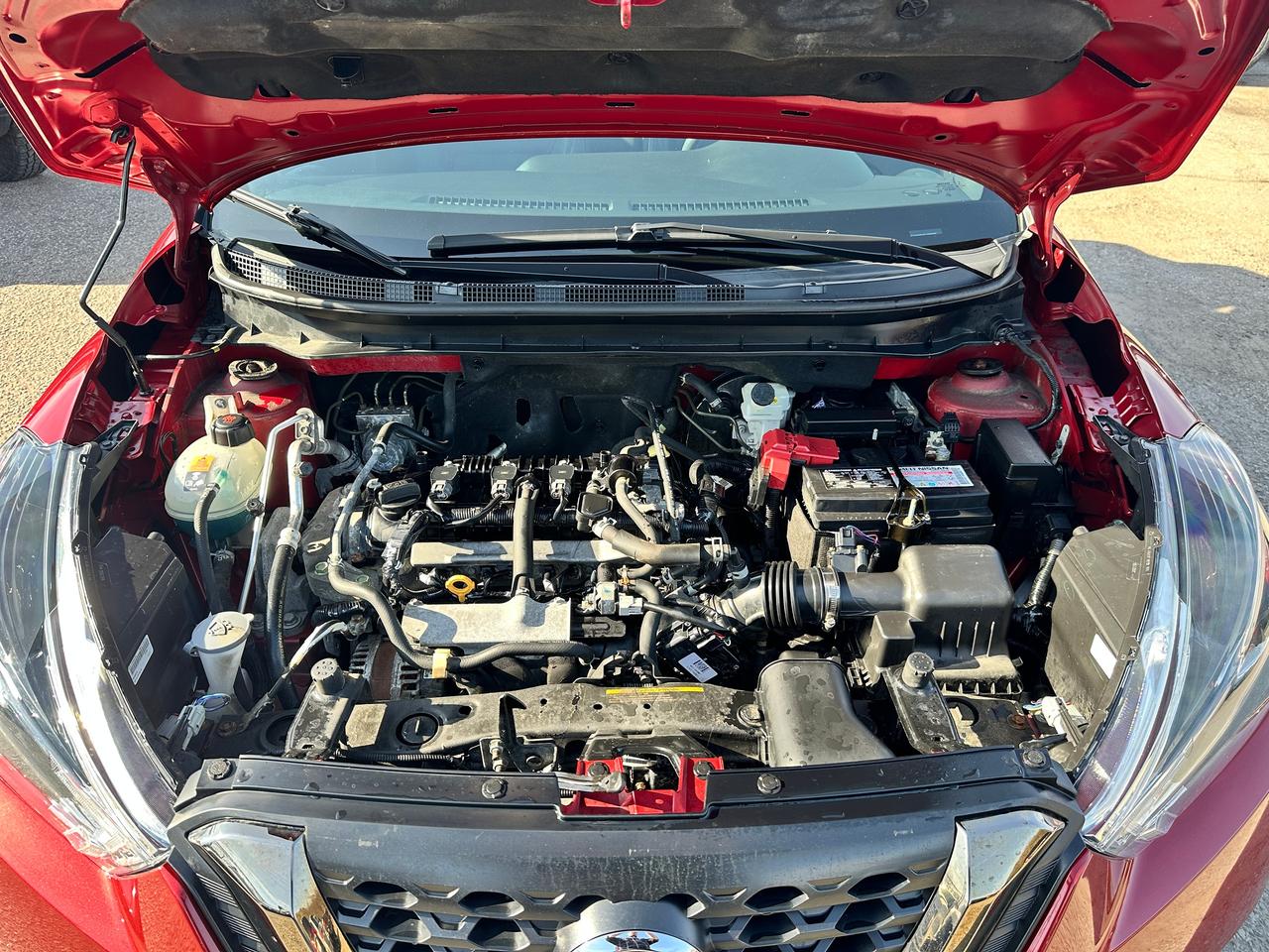 2020 Nissan Kicks SR FWD Heated-Leather XM CarPlay 360Camera AC BOSE Photo