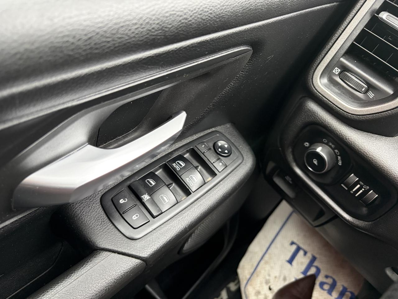 2019 RAM 1500 TRADESMAN Photo