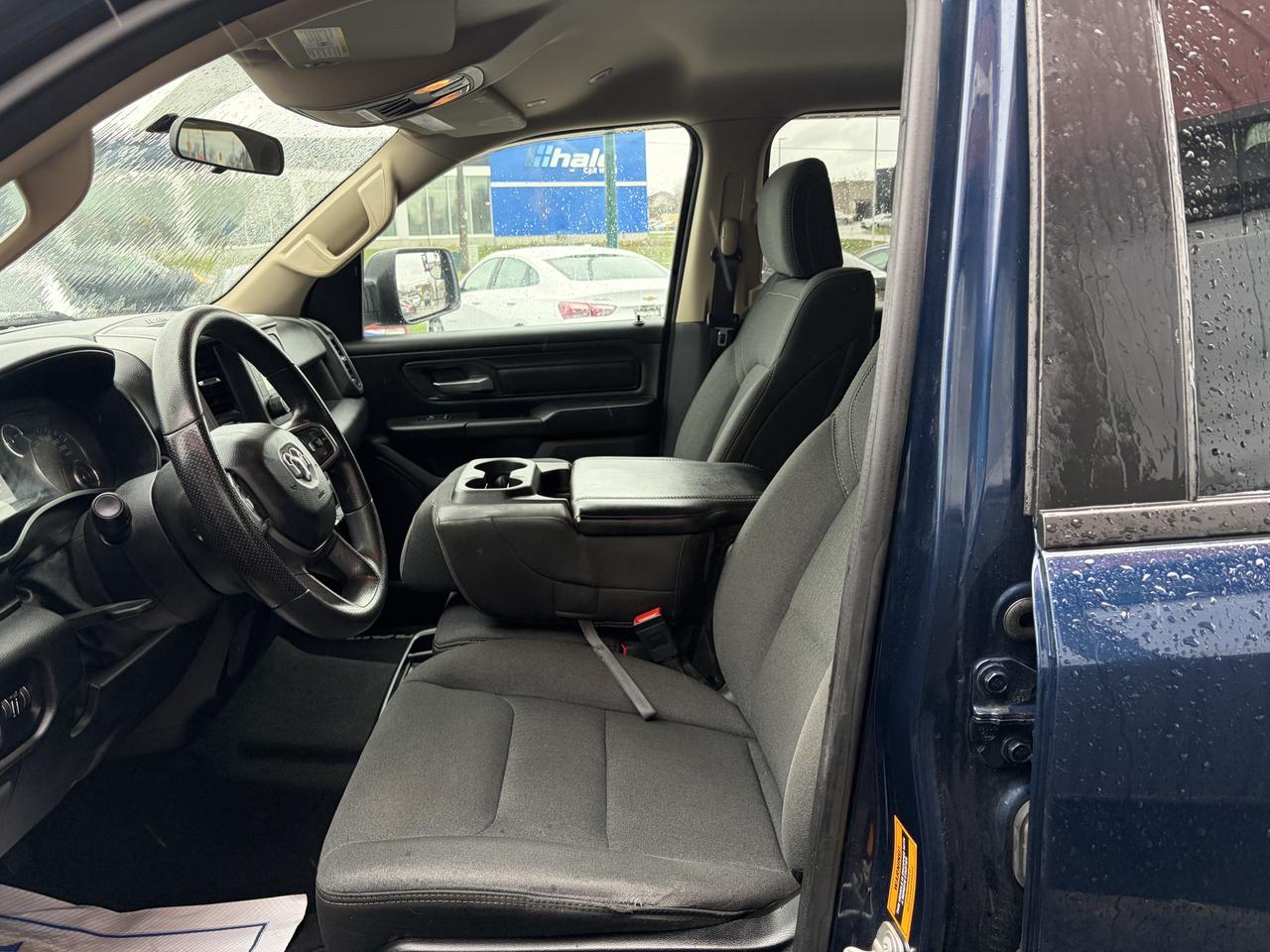 2019 RAM 1500 TRADESMAN Photo4