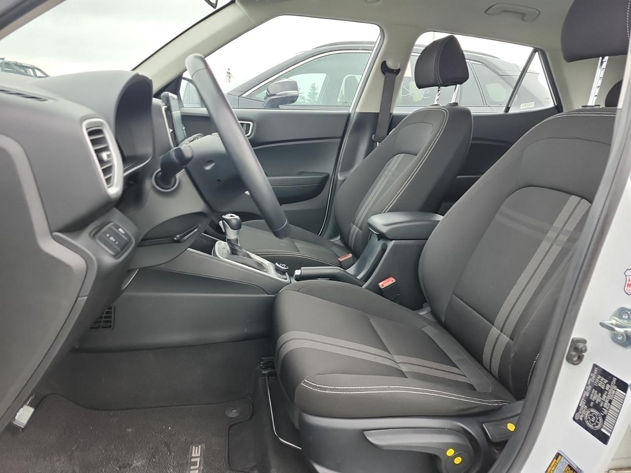 2024 Hyundai Venue PREFERRED Photo