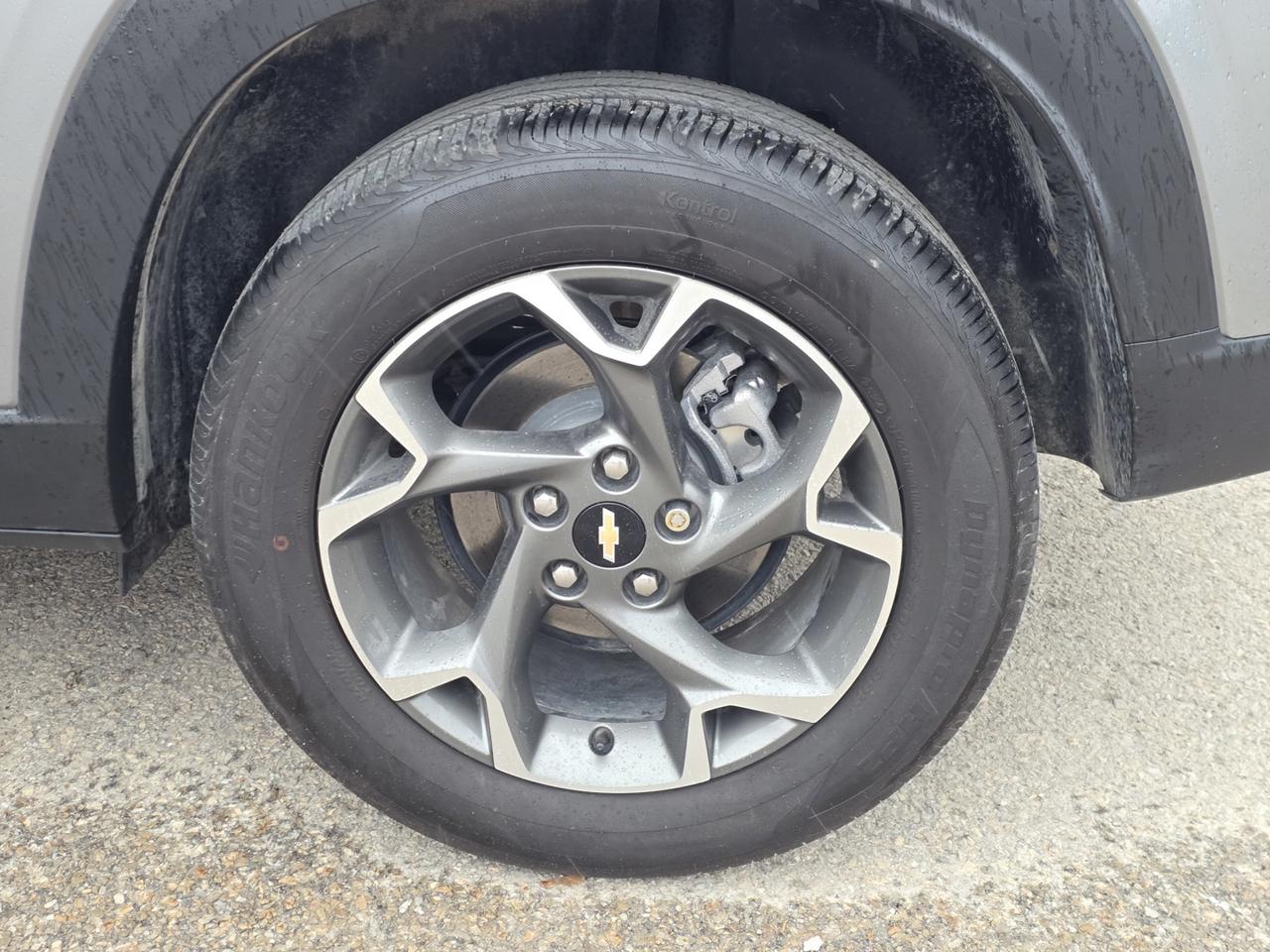 2025 Chevrolet Trax LT Photo