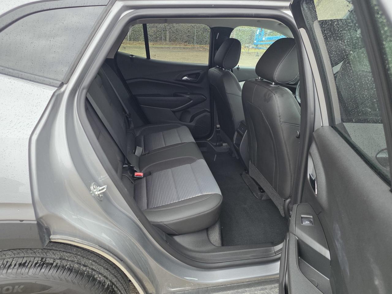 2025 Chevrolet Trax LT Photo