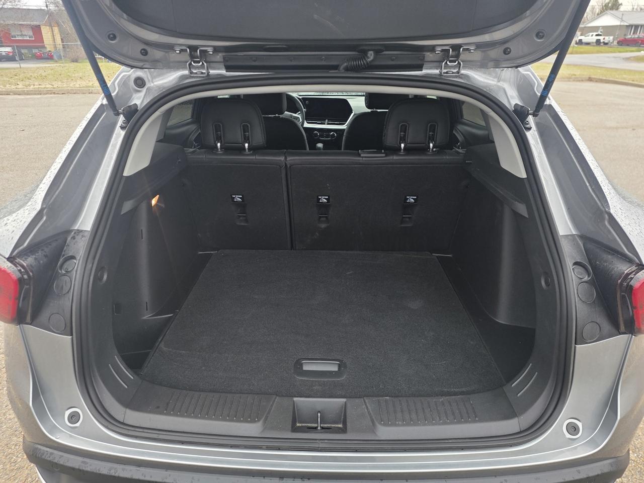 2025 Chevrolet Trax LT Photo