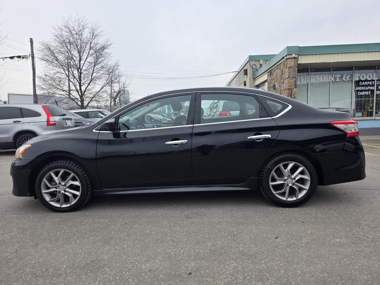 2014 Nissan Sentra S Photo