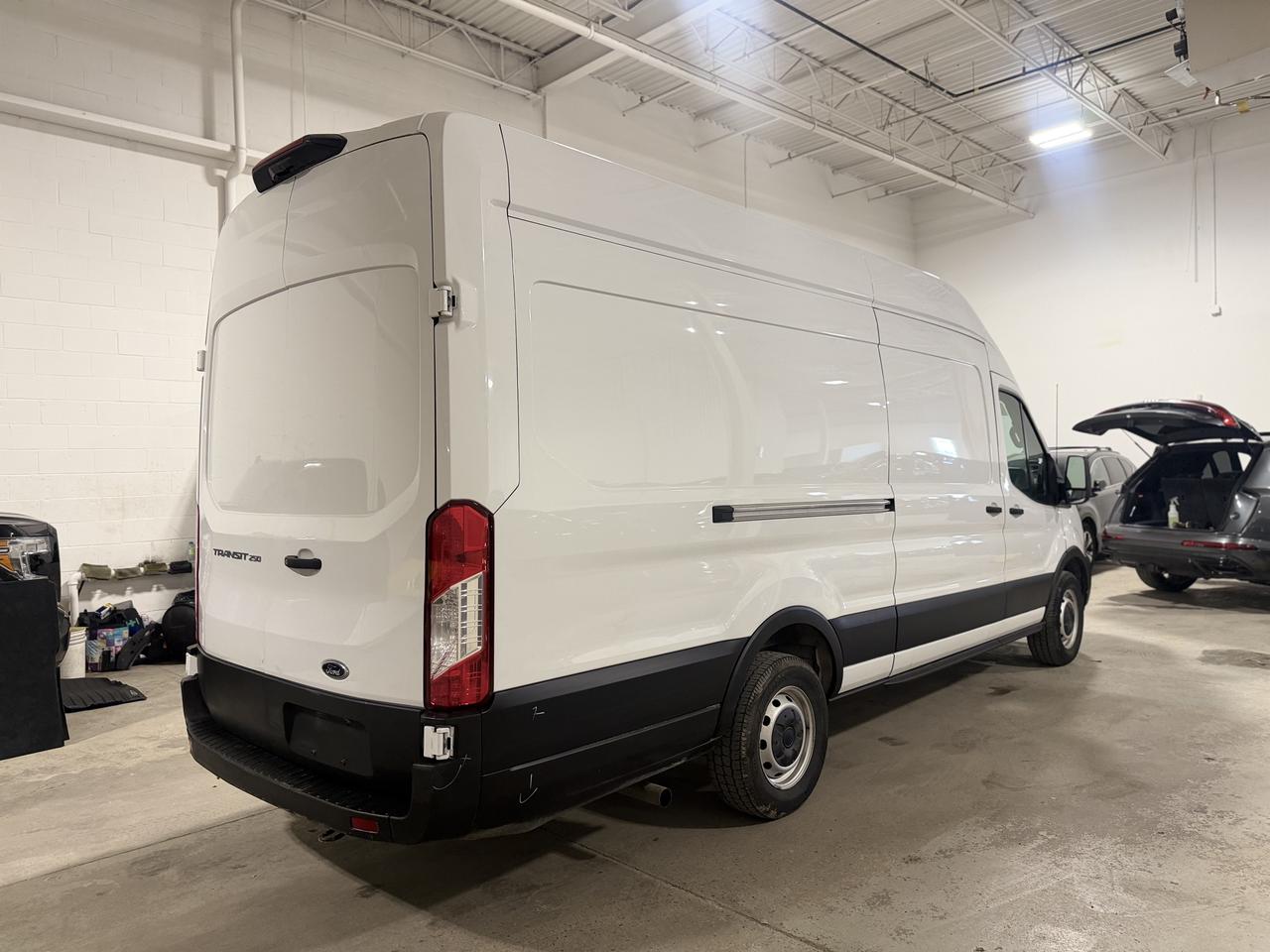 2023 Ford Transit Cargo Van T-250| 148"| High Roof| RWD Photo