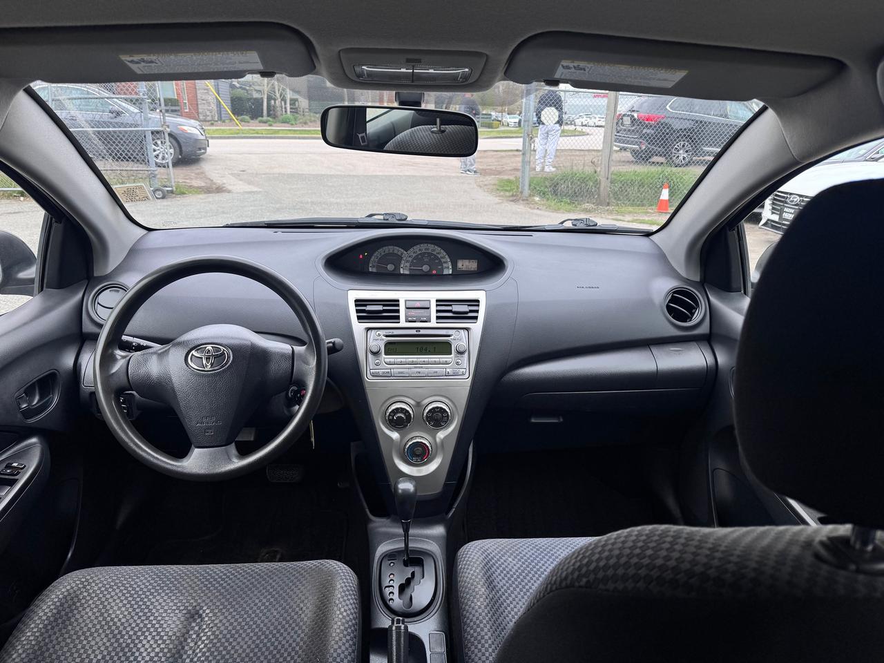 2008 Toyota Yaris FINANCING AVAILABLE Photo10