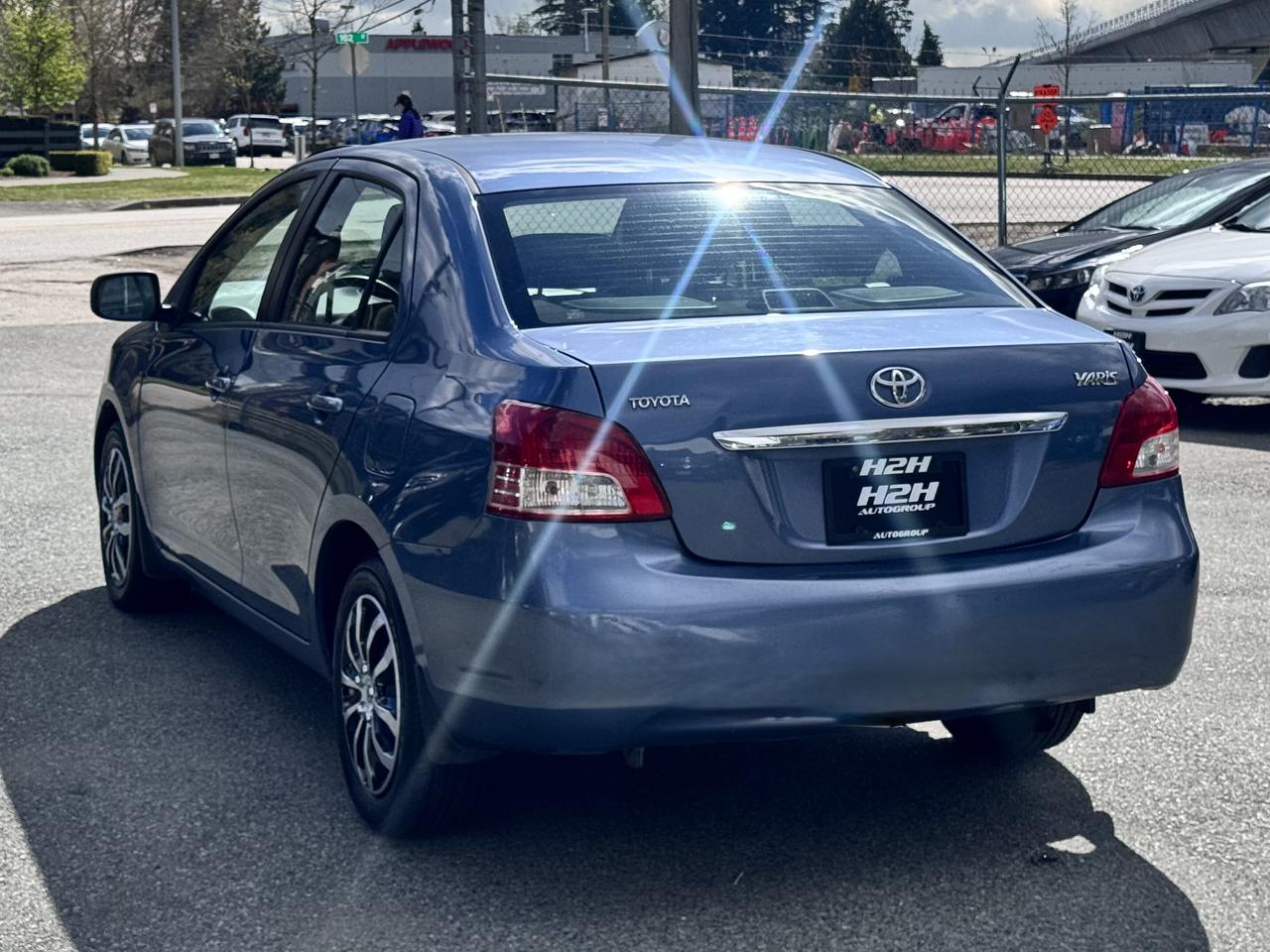 2009 Toyota Yaris FINANCING AVAILABLE Photo7
