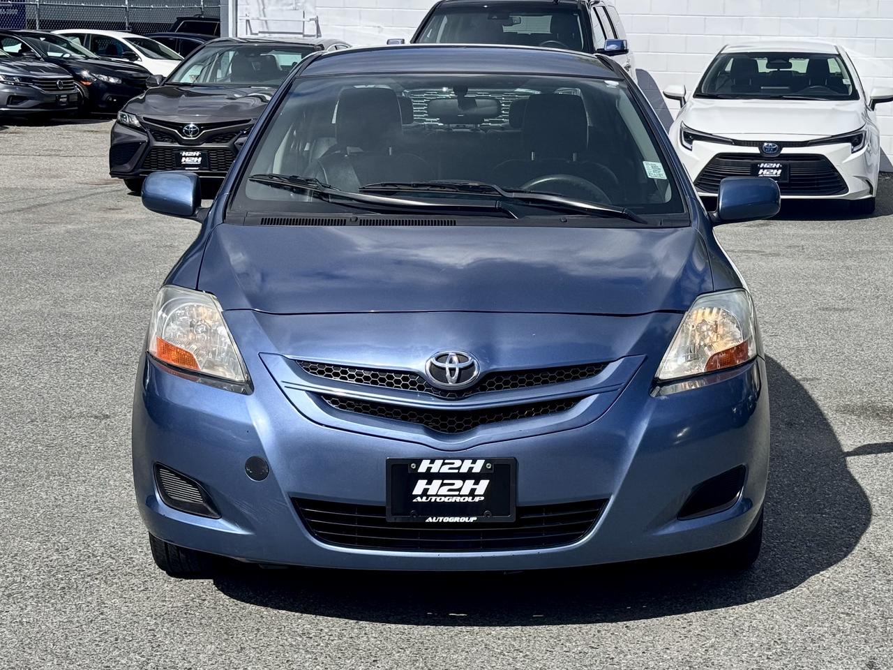 2009 Toyota Yaris FINANCING AVAILABLE Photo2