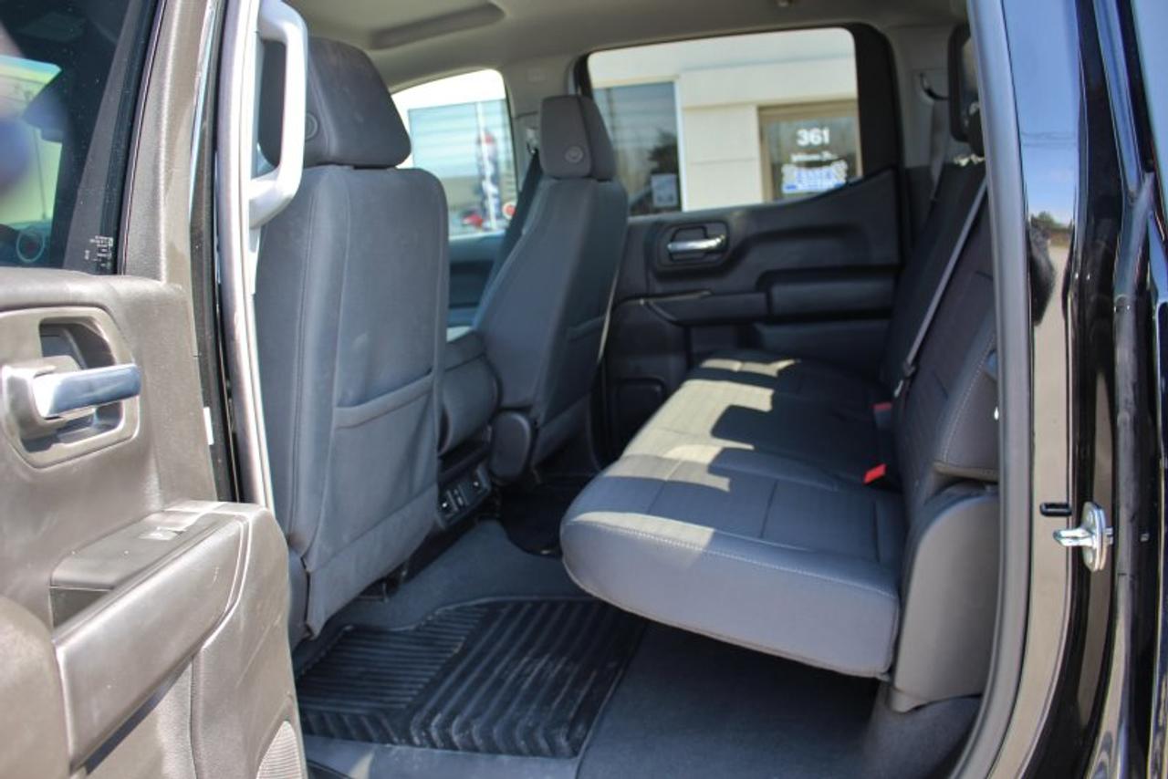 2024 GMC Sierra 1500 Pro*Low Ks*4x4*OnStar*CarPlay*Rear Cam*Six Seats Photo