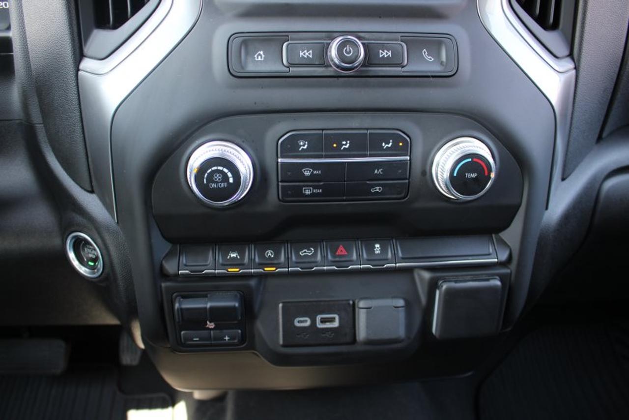 2024 GMC Sierra 1500 Pro*Low Ks*4x4*OnStar*CarPlay*Rear Cam*Six Seats Photo