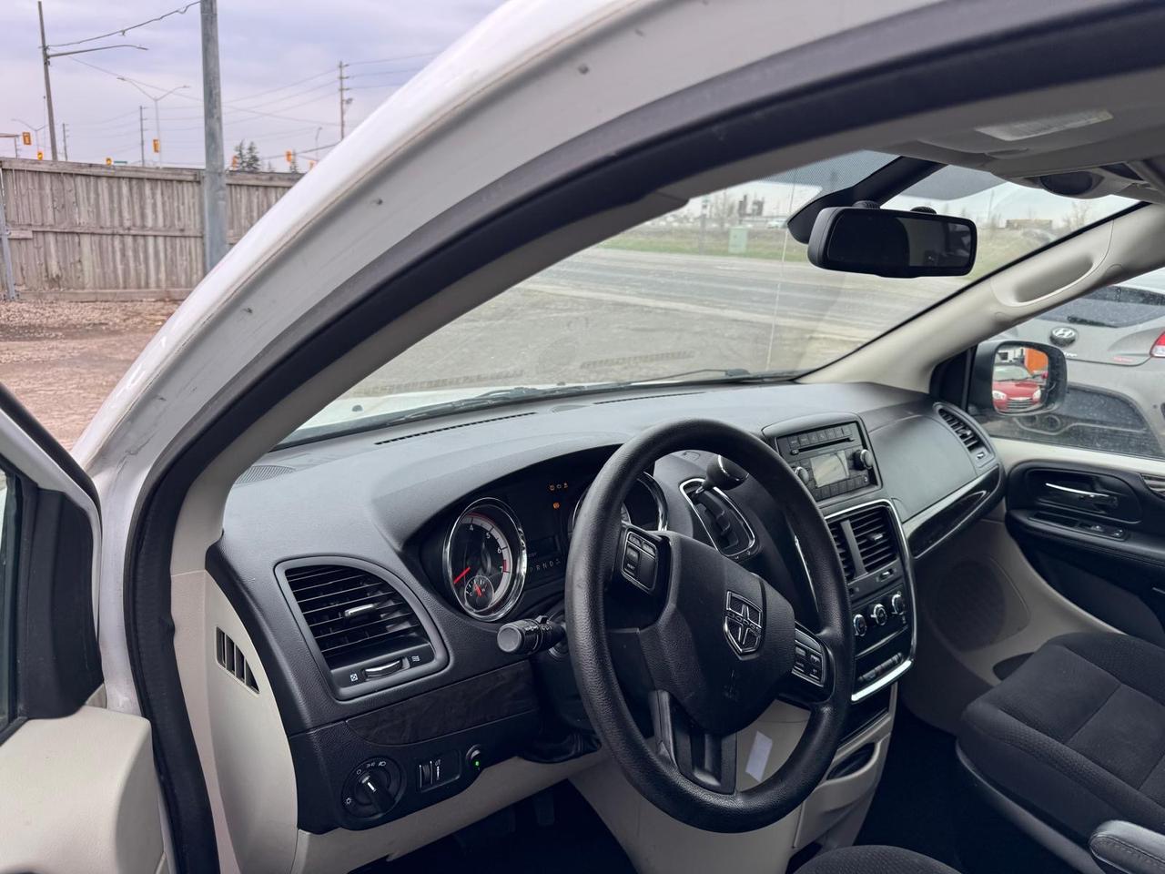 2019 Dodge Grand Caravan CVP, PARTITIONED, WORK VAN, ROOF RACK, CERTIFIED Photo