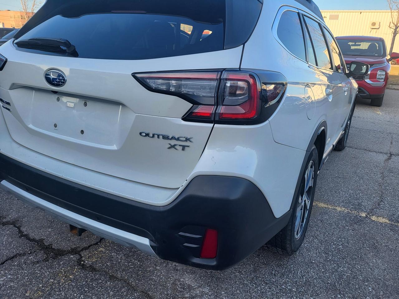 2022 Subaru Outback Limited XT Photo