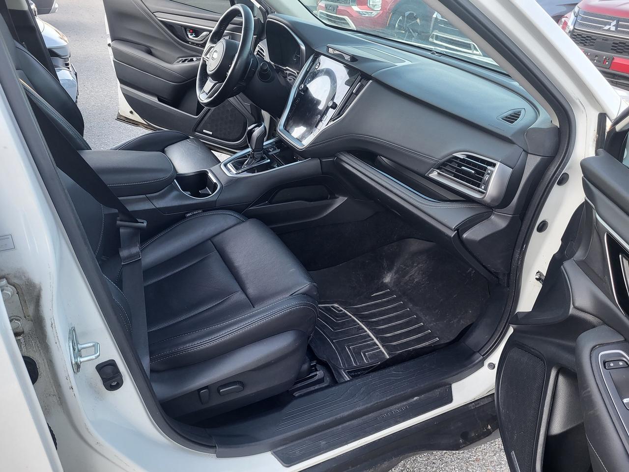2022 Subaru Outback Limited XT Photo