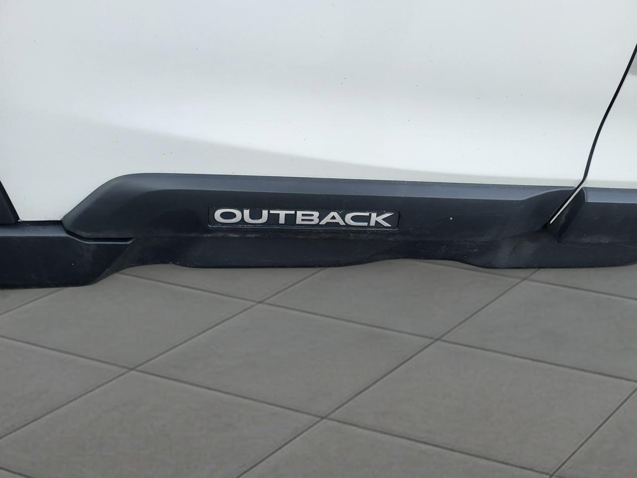 2022 Subaru Outback Limited XT Photo4