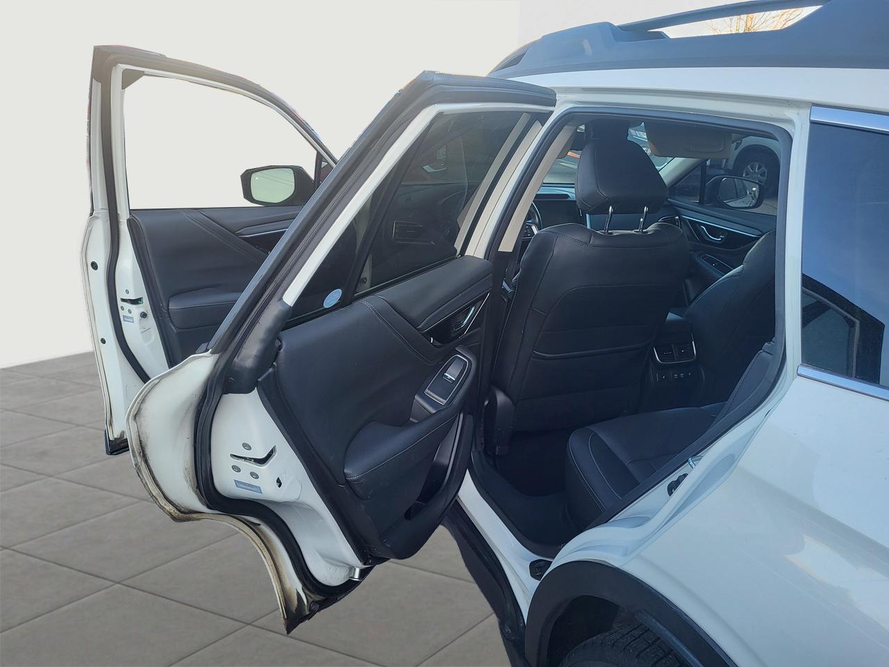 2022 Subaru Outback Limited XT Photo