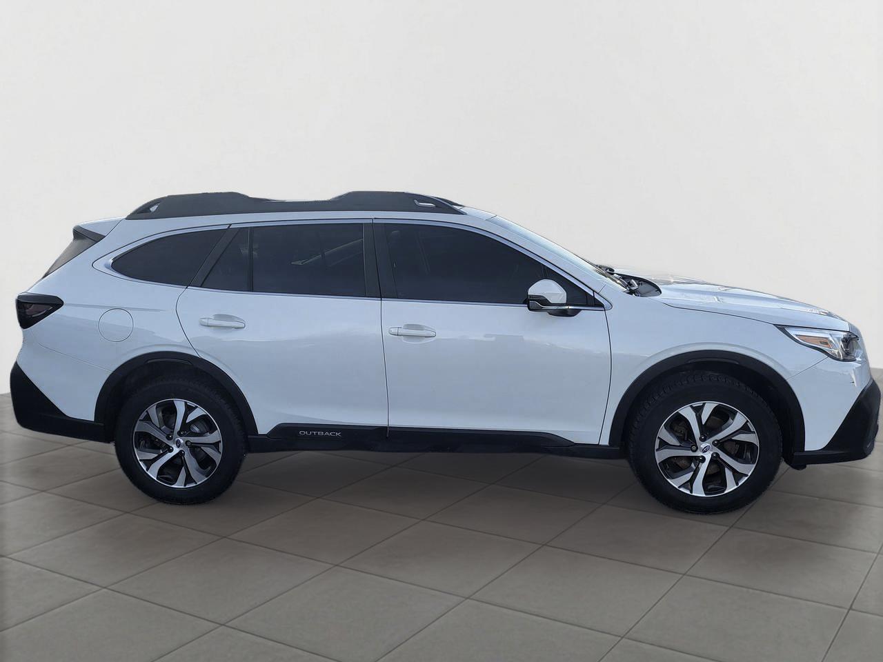 2022 Subaru Outback Limited XT Photo