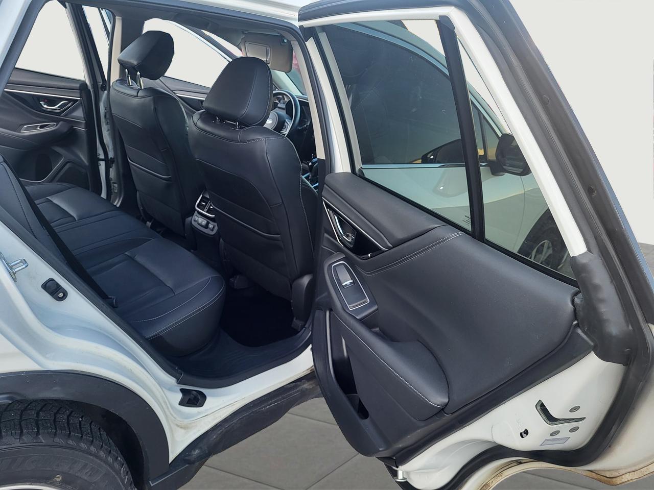 2022 Subaru Outback Limited XT Photo