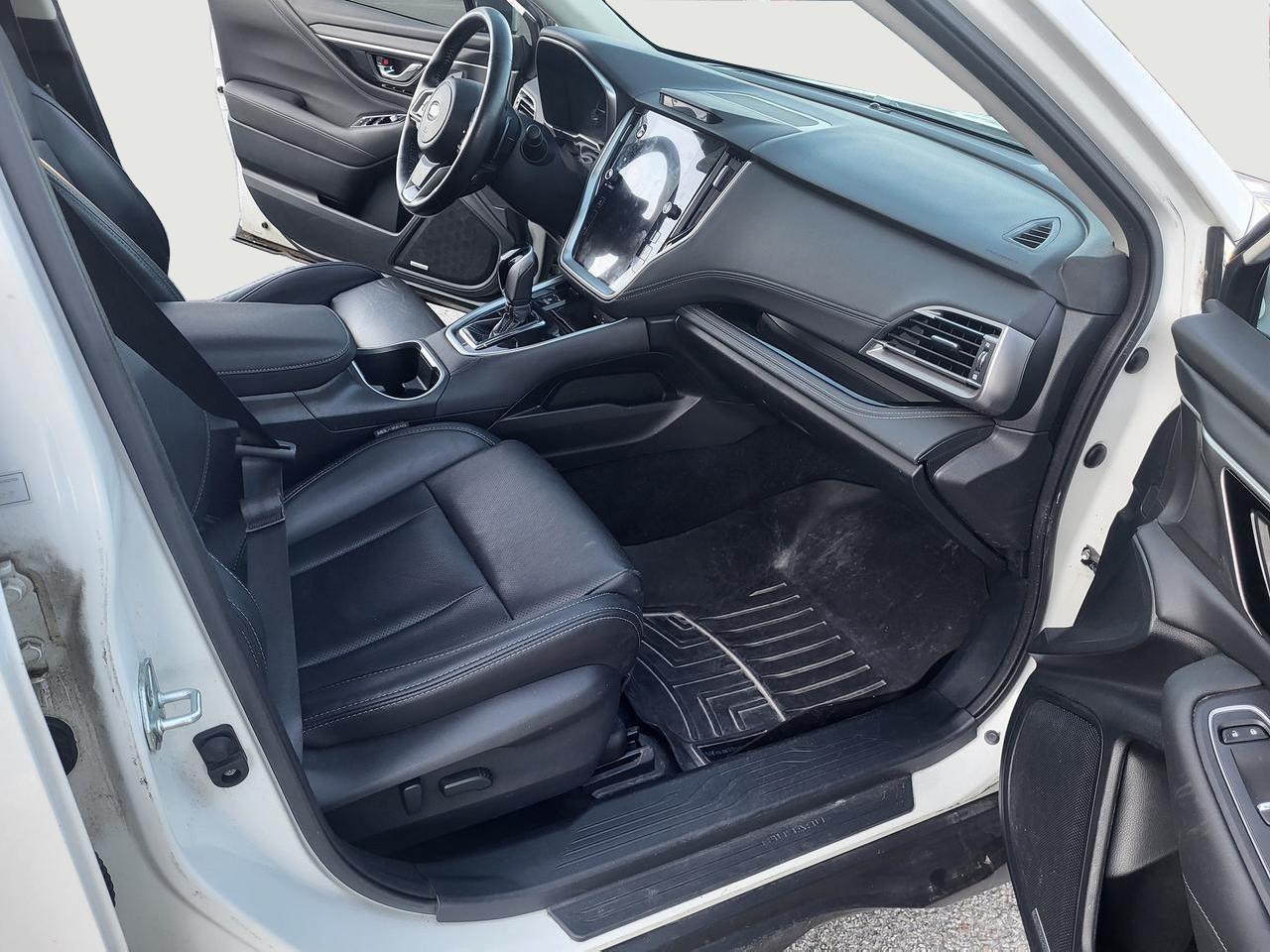 2022 Subaru Outback Limited XT Photo