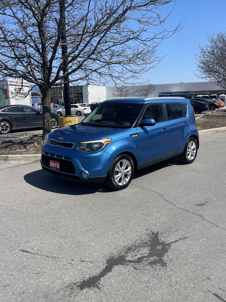 2015 Kia Soul EX   ONLY 154,000 KMS Photo0