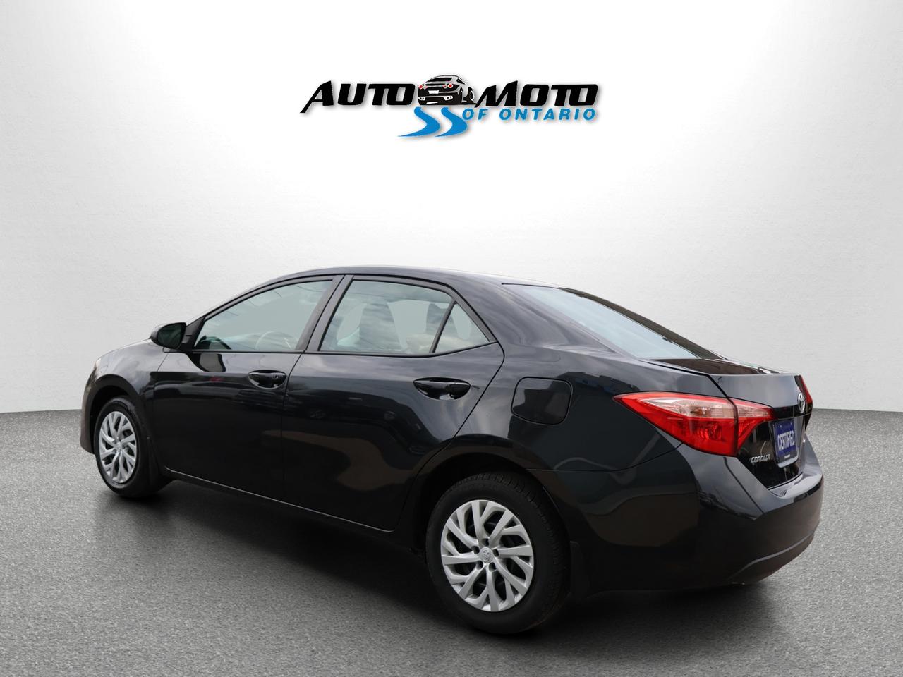 2018 Toyota Corolla LE CERTIFIED *1 OWNER* CAMERA BLUETOOTH HEATED SEATS SUNROOF CRUISE LANE DEPARTURE ALERT Photo