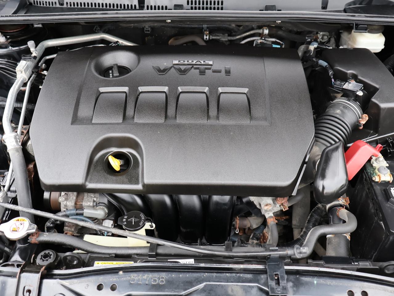 2018 Toyota Corolla LE CERTIFIED *1 OWNER* CAMERA BLUETOOTH HEATED SEATS SUNROOF CRUISE LANE DEPARTURE ALERT Photo