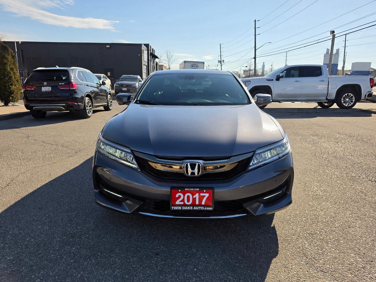 2017 Honda Accord V6 | Manual | Touring Photo