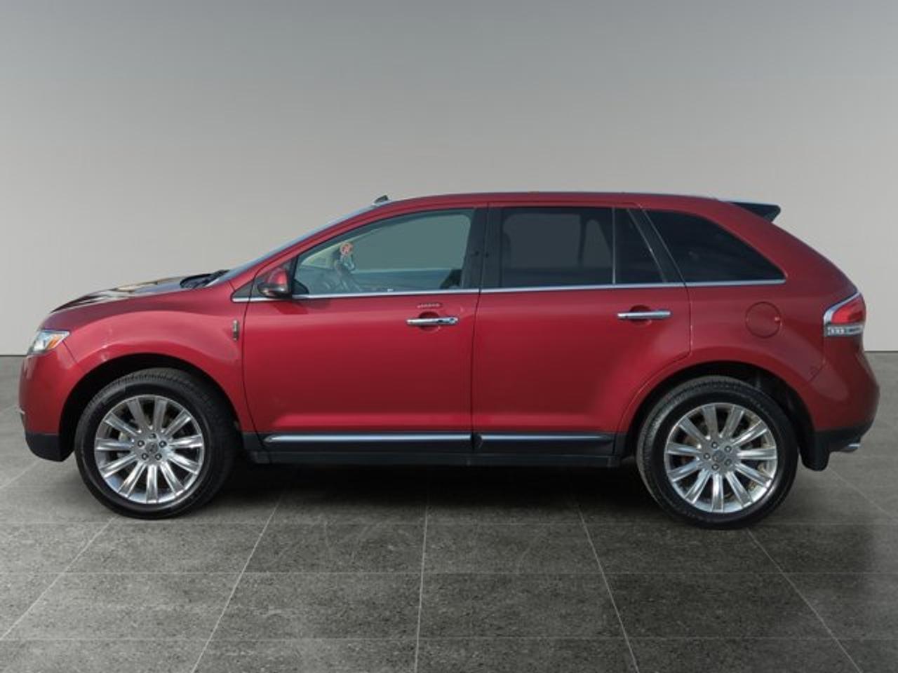2013 Lincoln MKX  - Photo #2