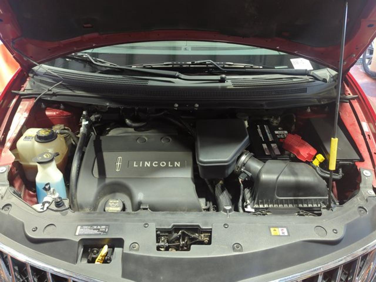 2013 Lincoln MKX  - Photo #10