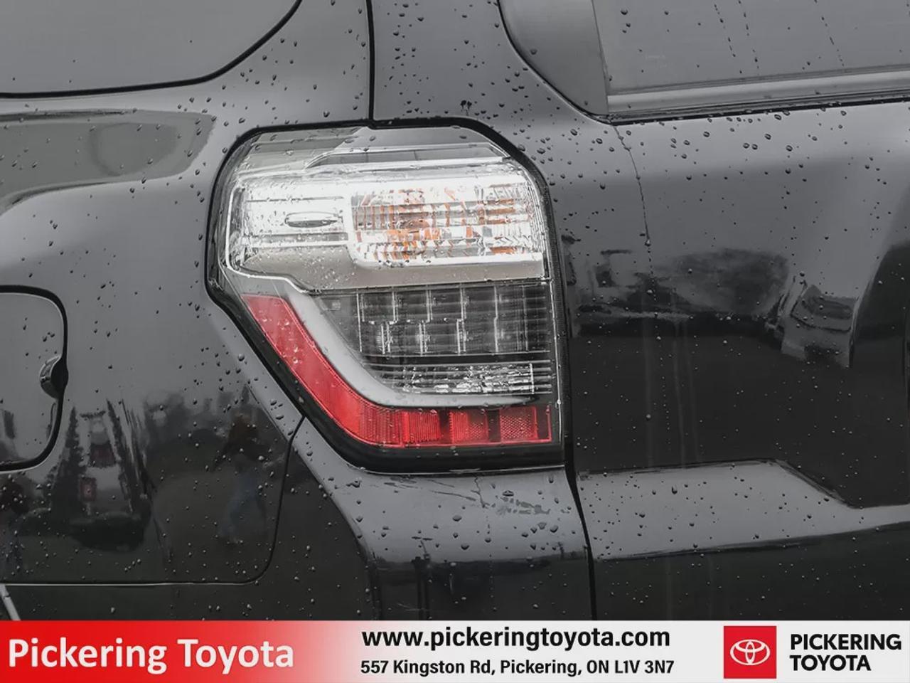 2022 Toyota 4Runner Limited Photo2