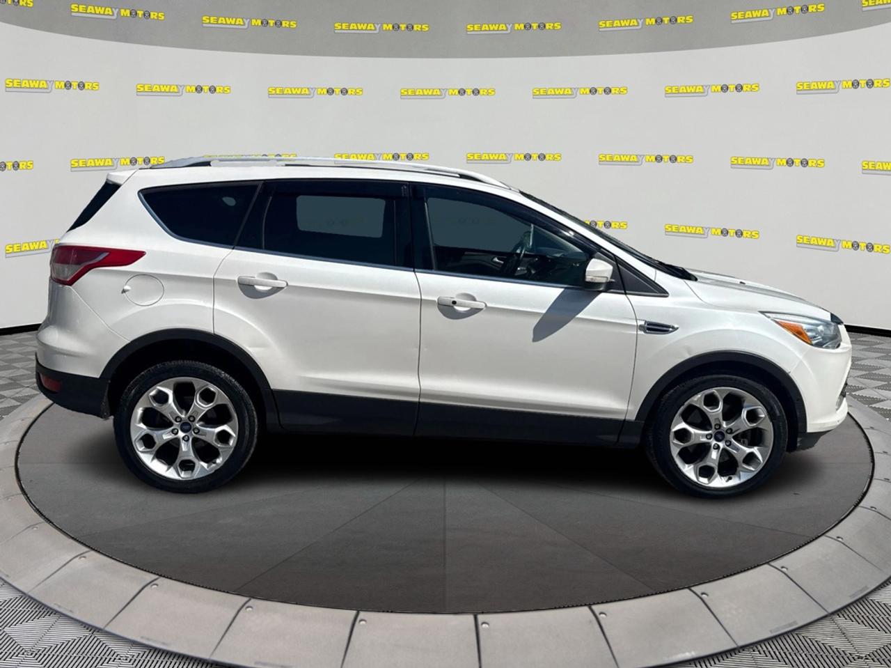 2015 Ford Escape Titanium Photo