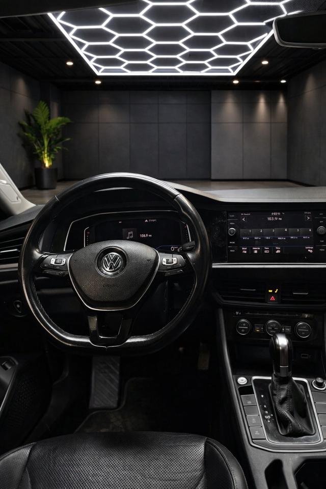 2019 Volkswagen Jetta COMFORLINE Photo