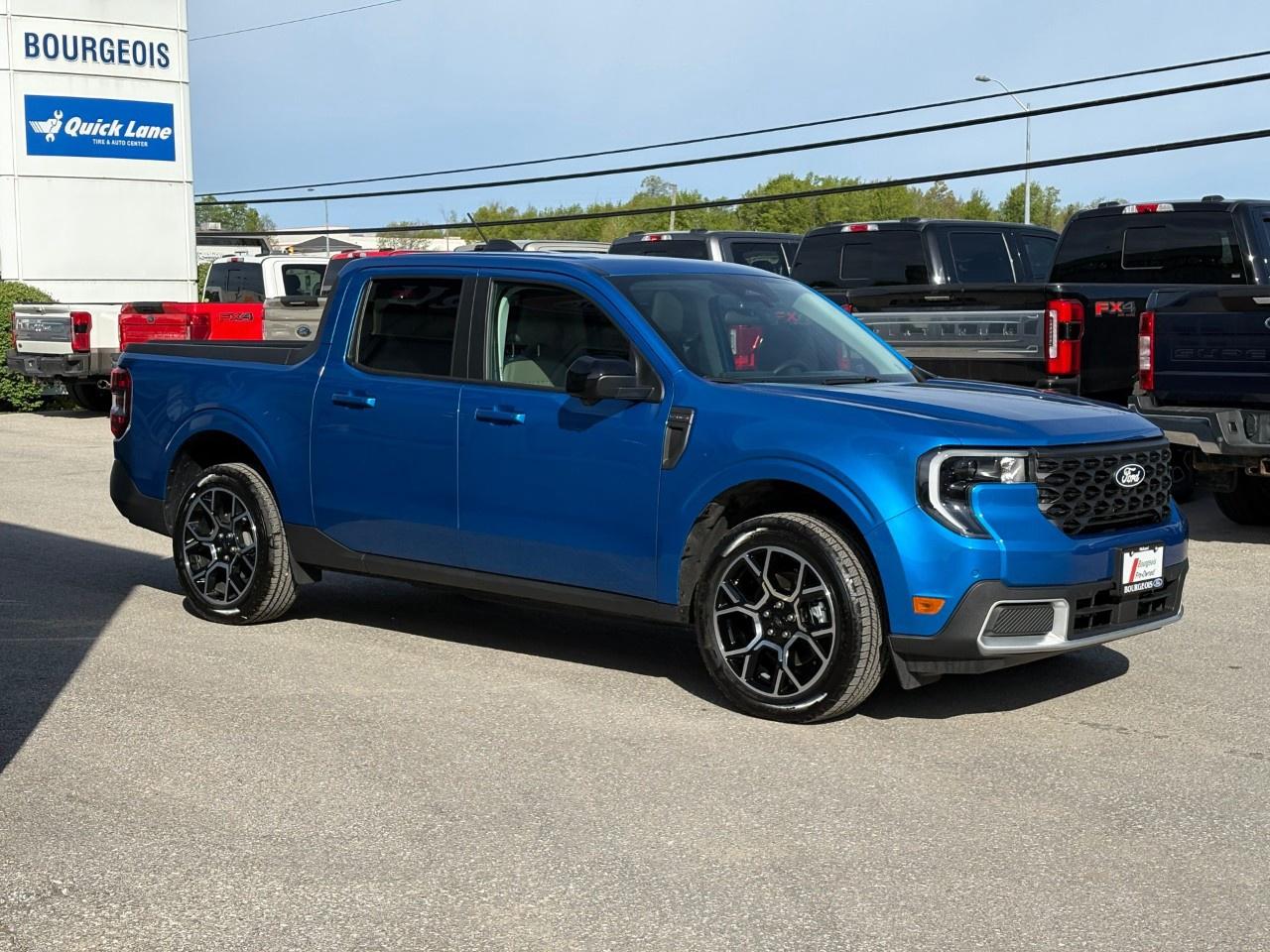 2025 Ford Maverick Lariat AWD SuperCrew Photo4