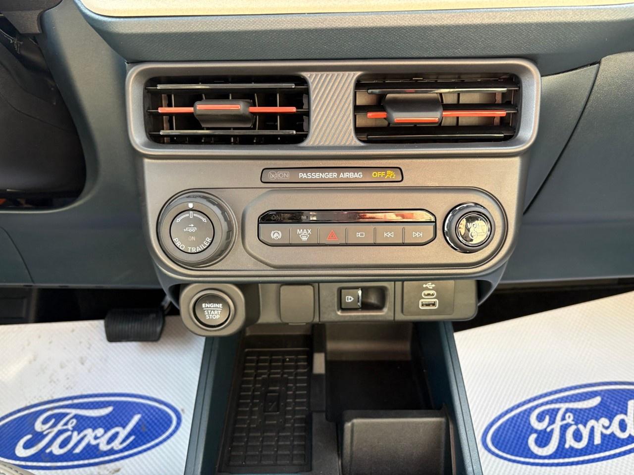 2025 Ford Maverick Lariat AWD SuperCrew Photo