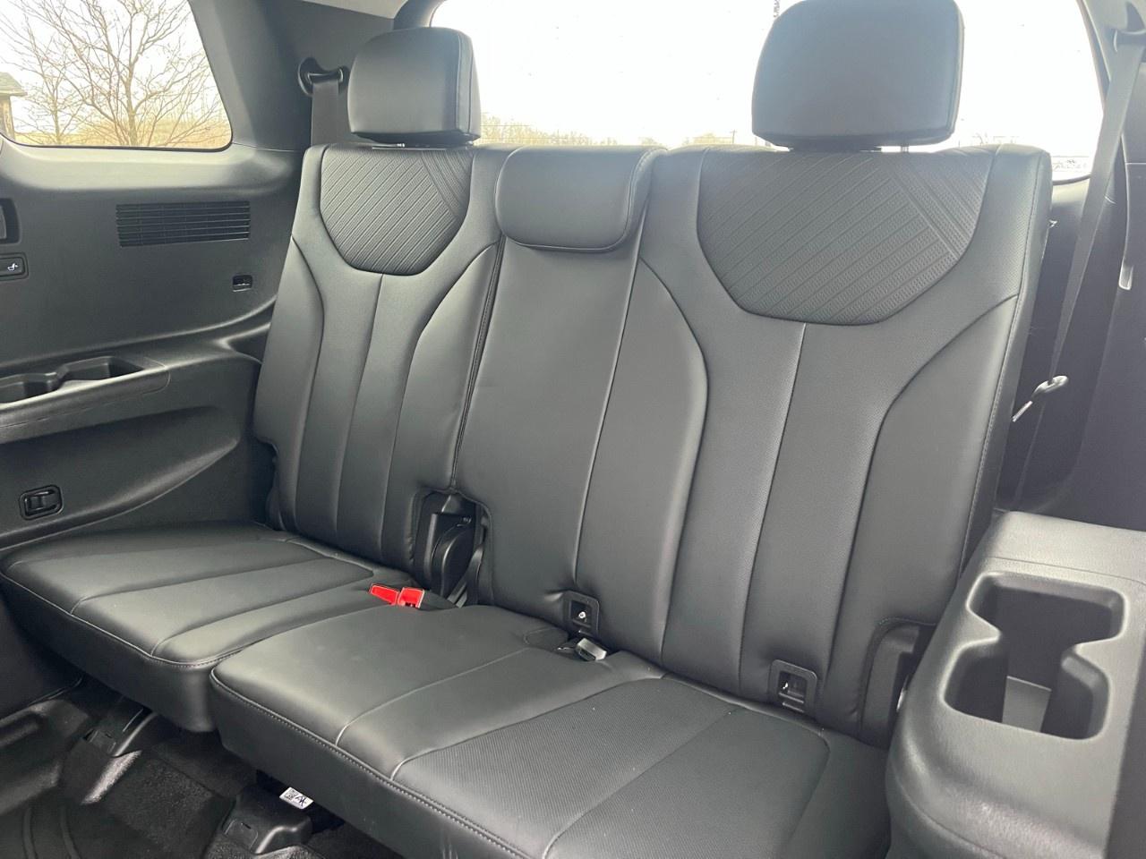2024 Hyundai PALISADE Urban 8-Passenger AWD Photo
