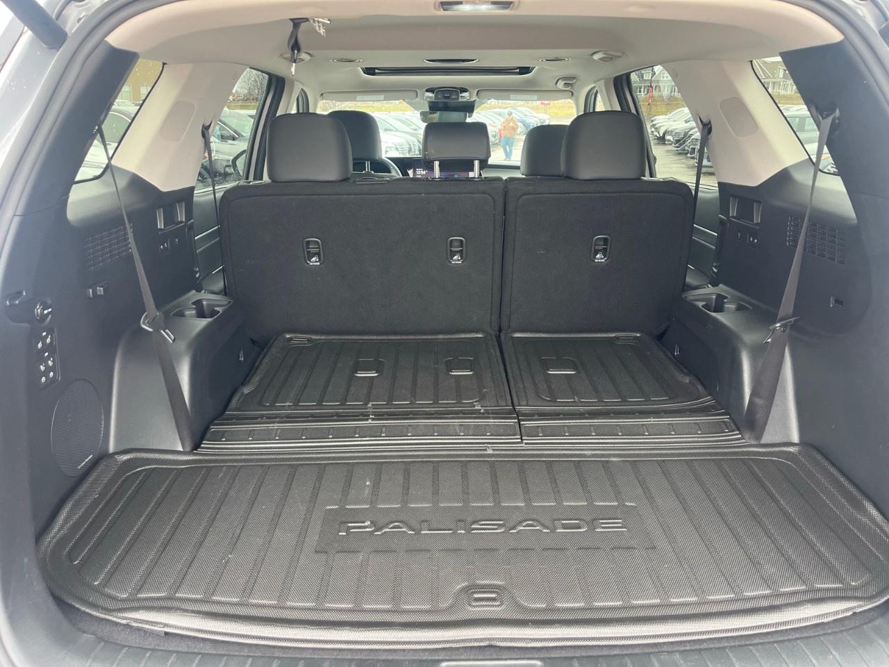 2024 Hyundai PALISADE Urban 8-Passenger AWD Photo