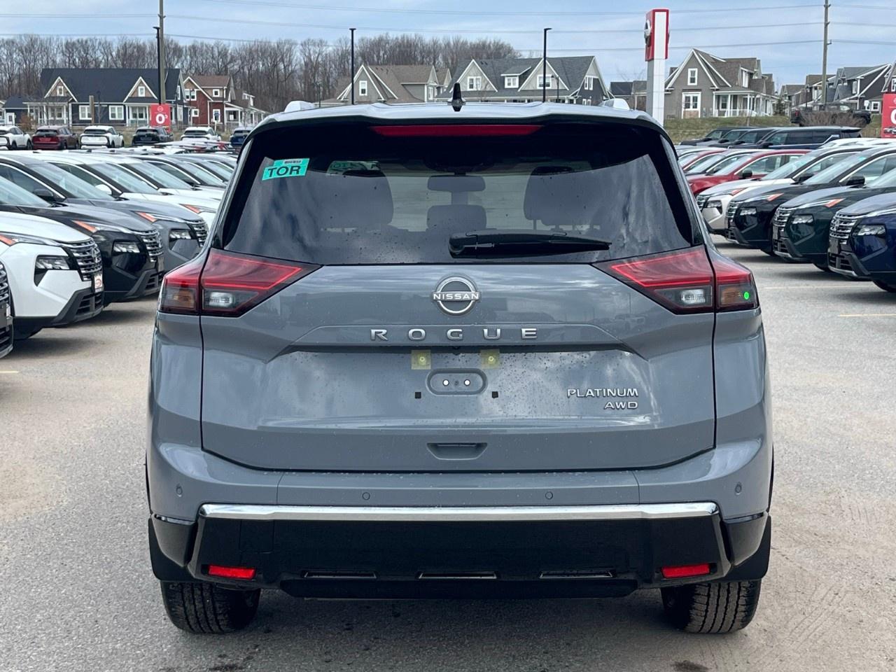 2026 Nissan Rogue AWD Platinum Photo