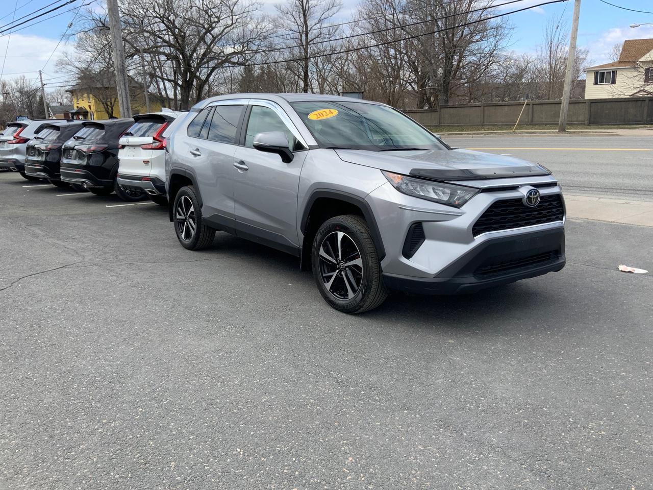 2024 Toyota RAV4 LE Photo