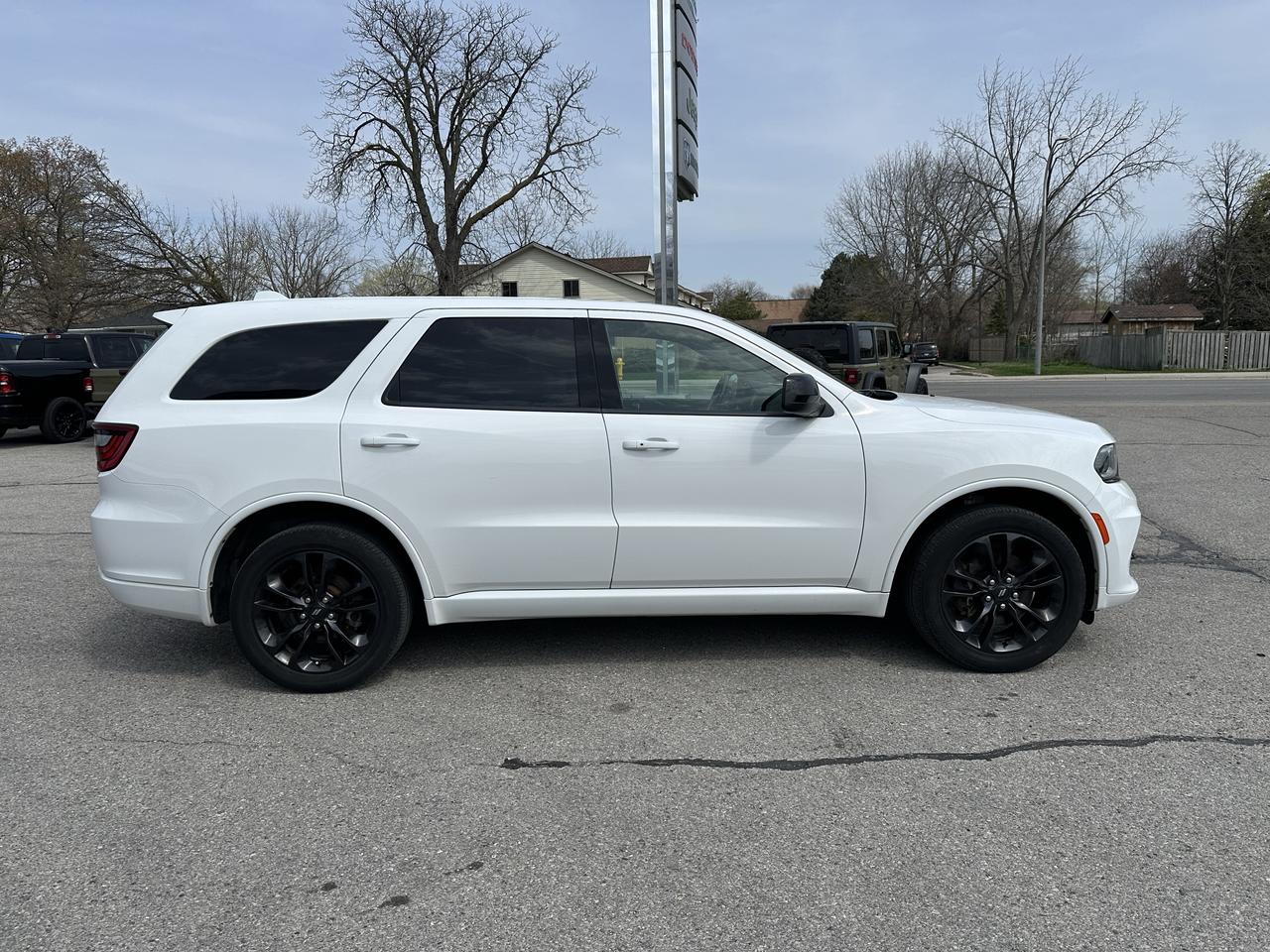 2022 Dodge Durango SXT Photo